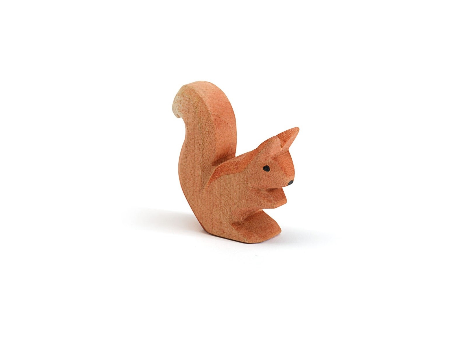 Ostheimer Eichhörnchen sitzend 4,7 x 2 x 4,5 cm