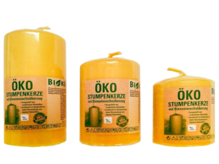 Klimaneutrale Bio-Stumpenkerze mit Bienenwachsüberzug